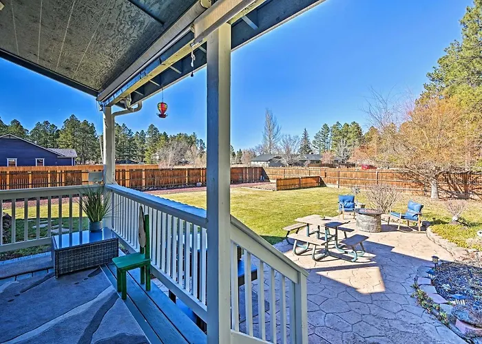 Holiday home Near Trails, Lakes & Golf: W/ Deck *